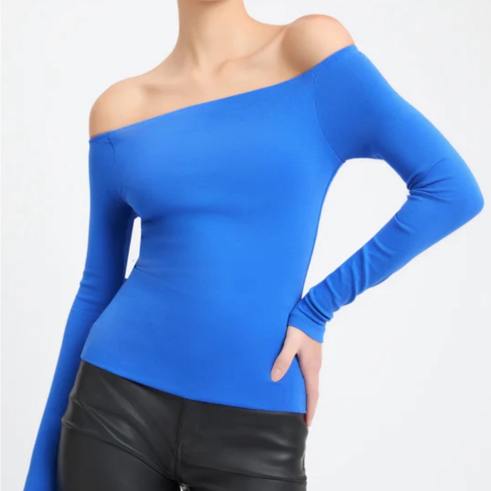 Bailey 44 off the shoulder top